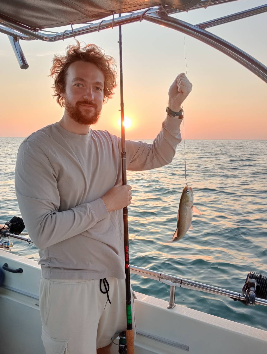 Night squid fishing